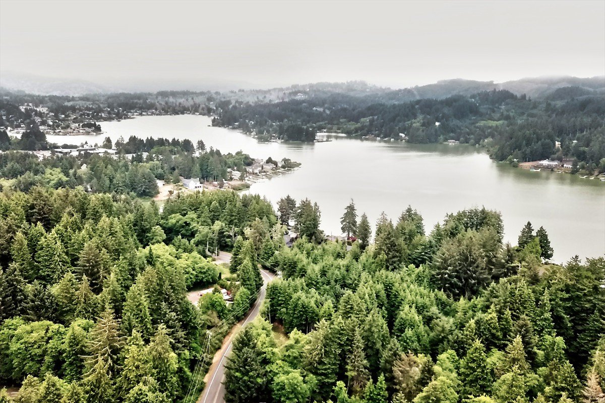 1745newestdevilslakeroad_059