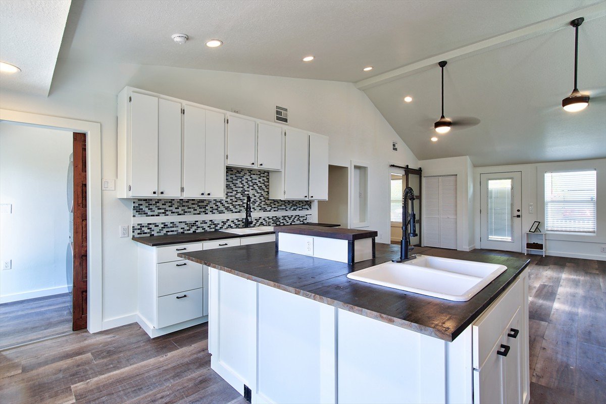 112nw17thstreet_019