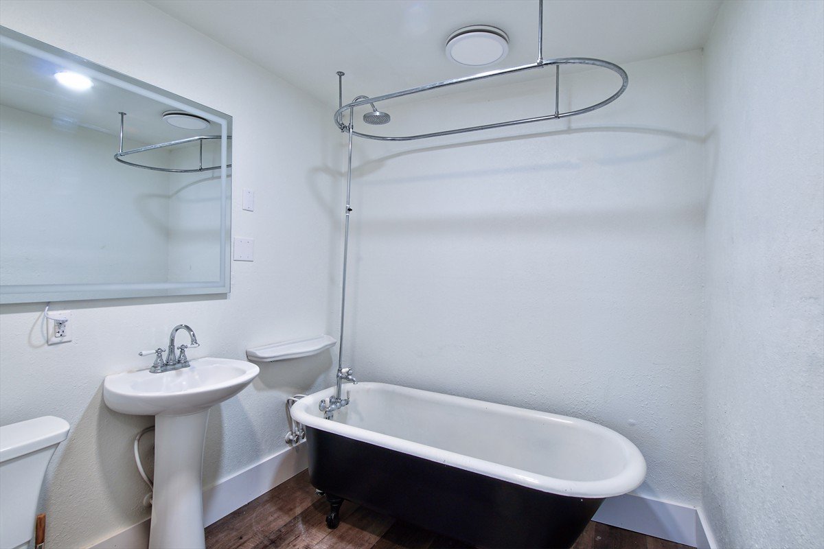 112nw17thstreet_029
