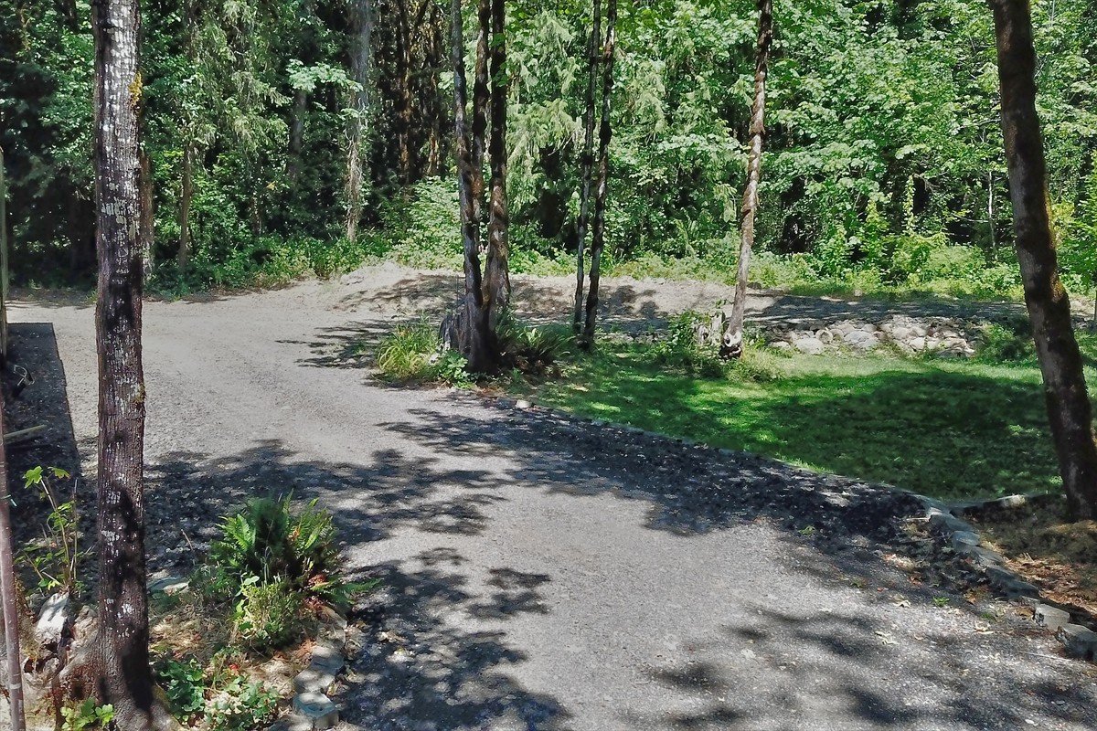 24111nwmeachamroad_009