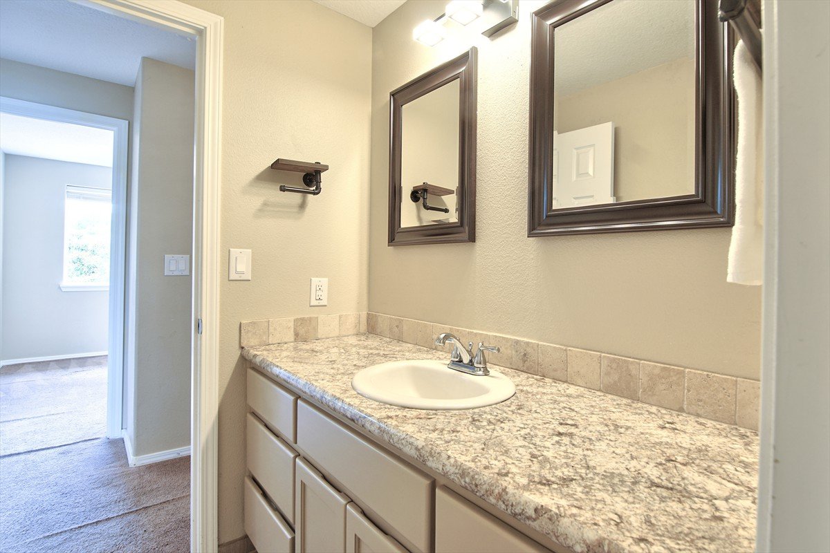 3229nmeridian_039