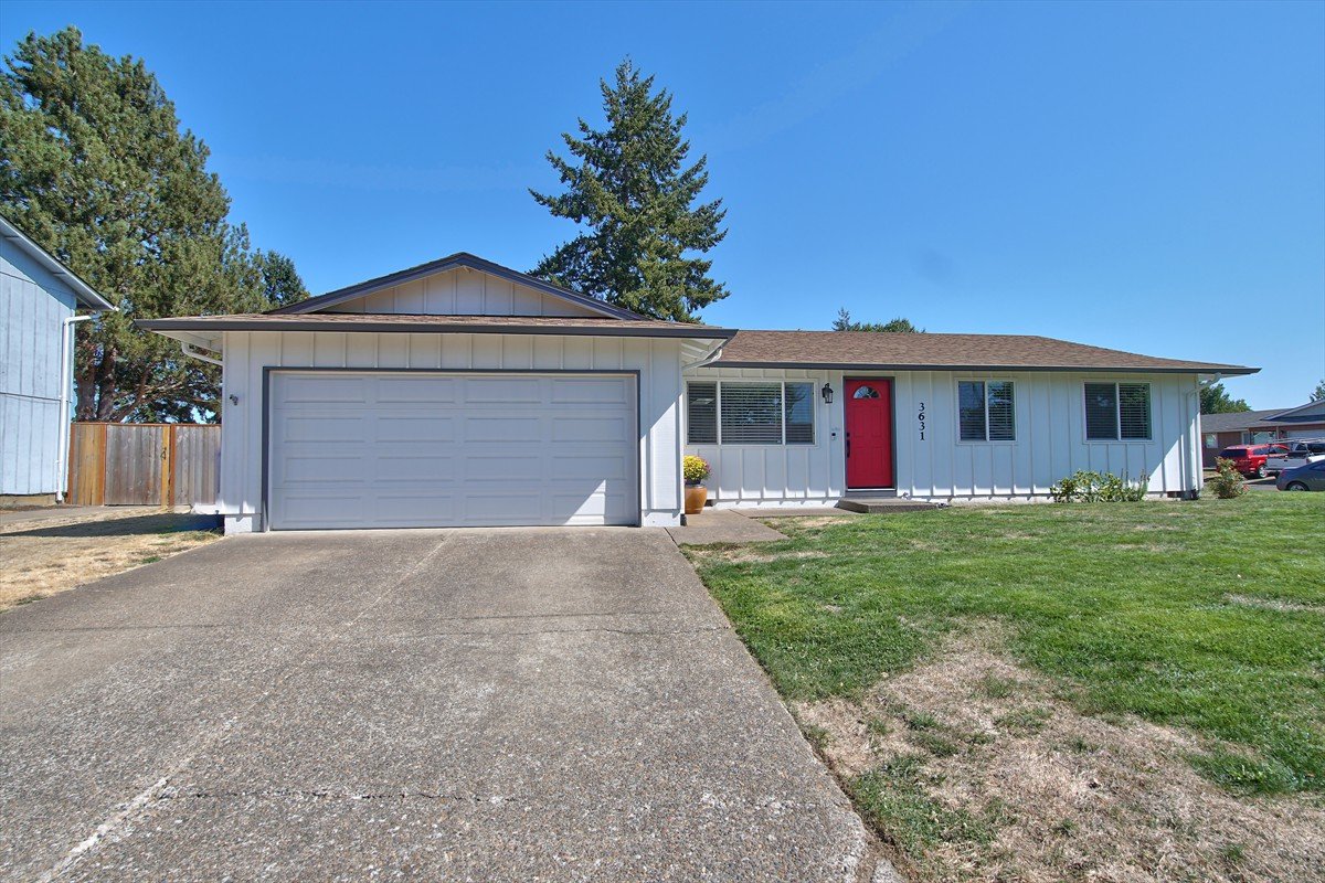 3631meadowviewstreetse_002