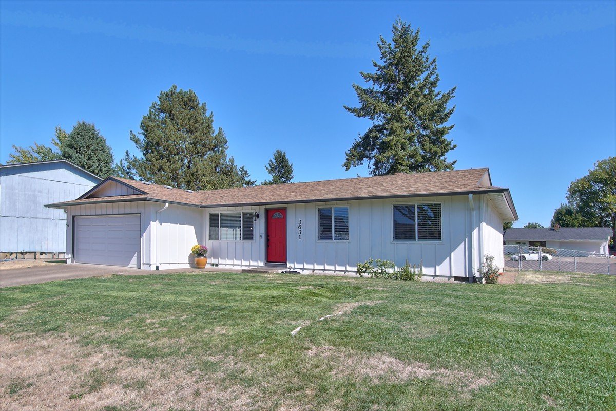 3631meadowviewstreetse_003