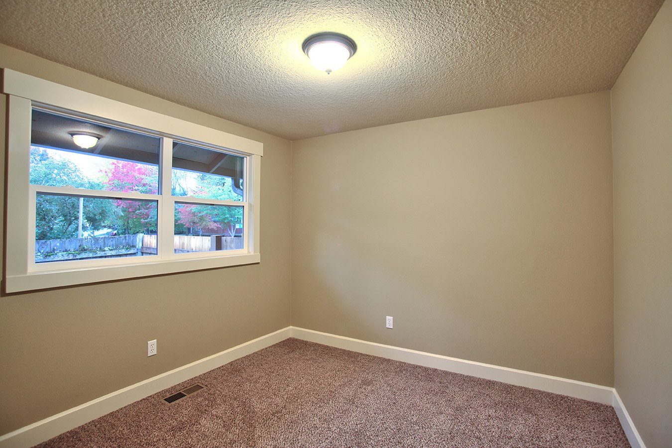 025__20400sw72ndavenue